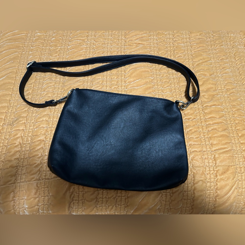 JOY SUSAN‎ black crossbody purse